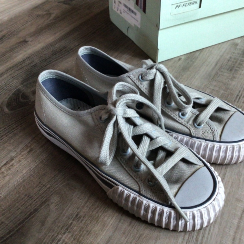 PF Flyers Sneakers Gray Women’s Size 6 / Mens 4.5